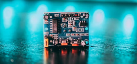 全球AI算力龙头英伟达发布季报，盘后暴涨近30%，市值暴涨1.34万亿元